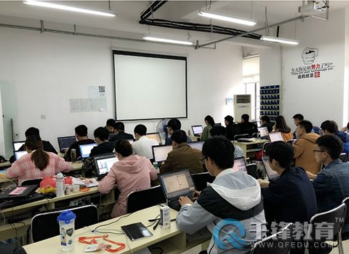 千鋒Python培訓(xùn).jpg